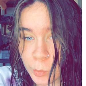 Meet your Posher, Hanna